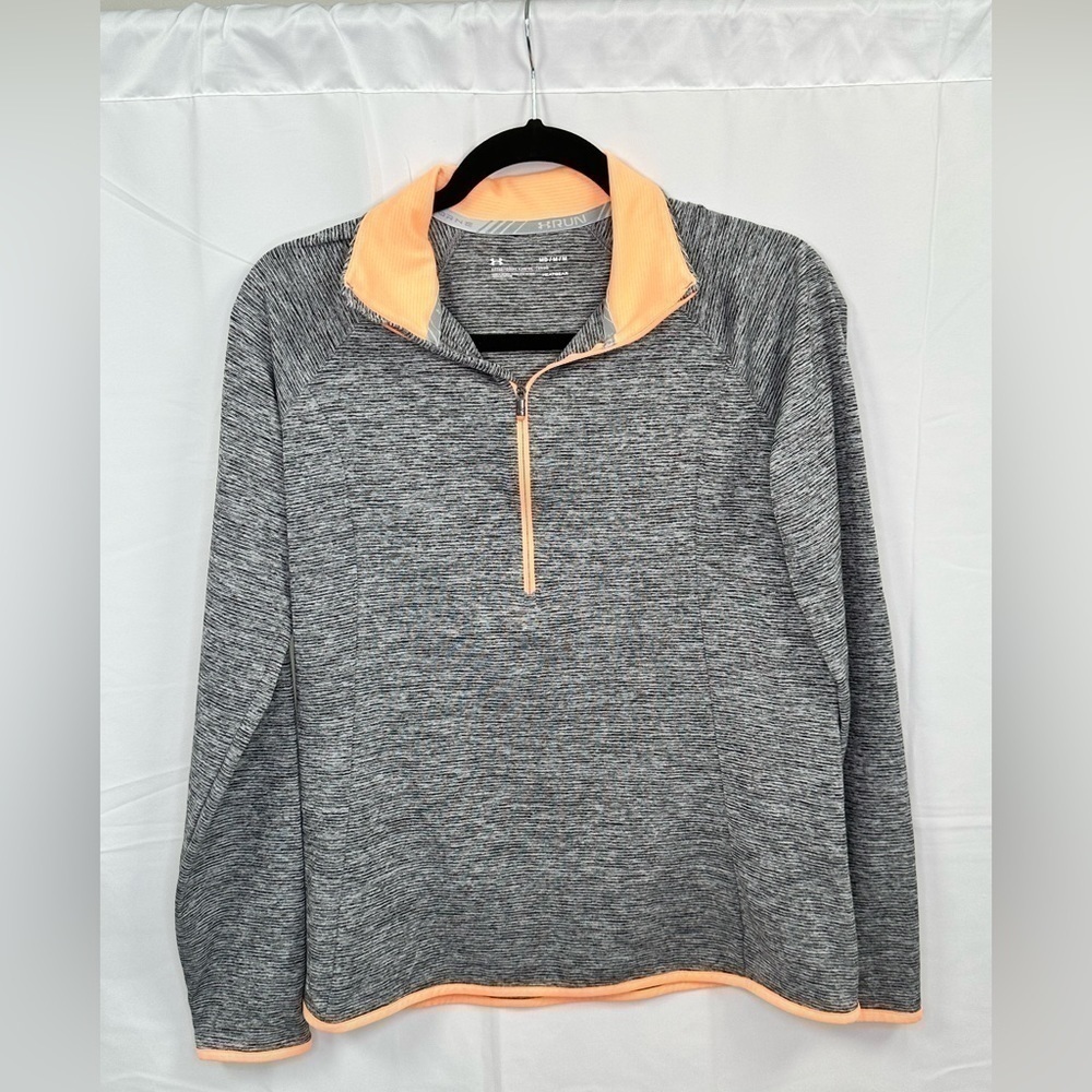 Under Armour Women’s gray 1/4 zip top